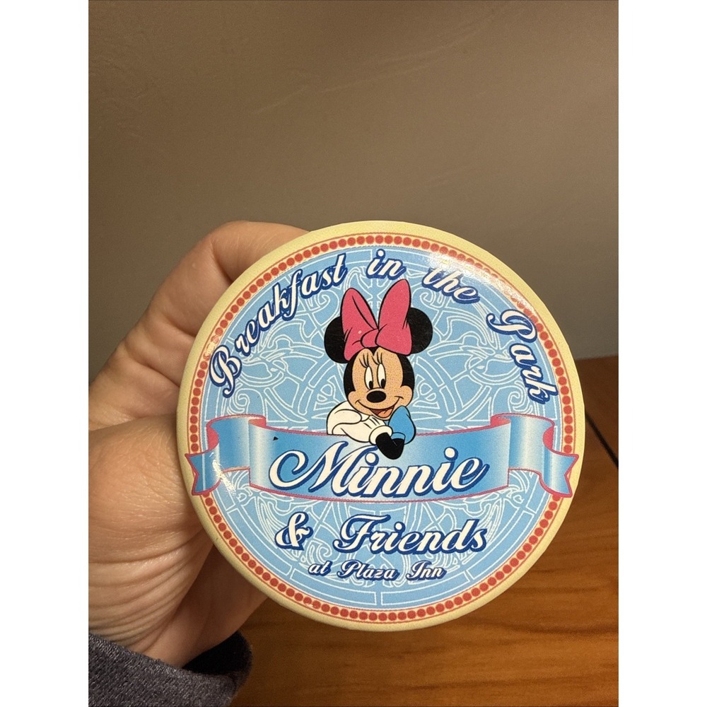 Disney‎ Button Disneyland Plaza Inn Breakfast In The Park Minnie & Friends 3"